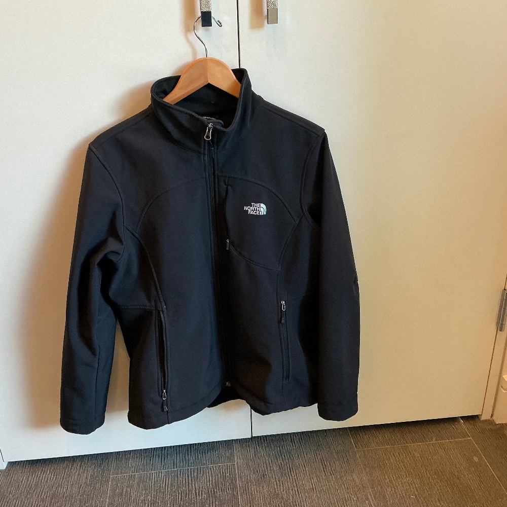 North Face Women’s Apex Bionic Jacket-XL